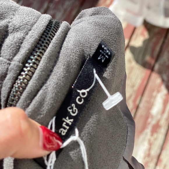 Gray vegan suede moto jacket multi zip for multi styling very cool great shape - Picture 6 of 6